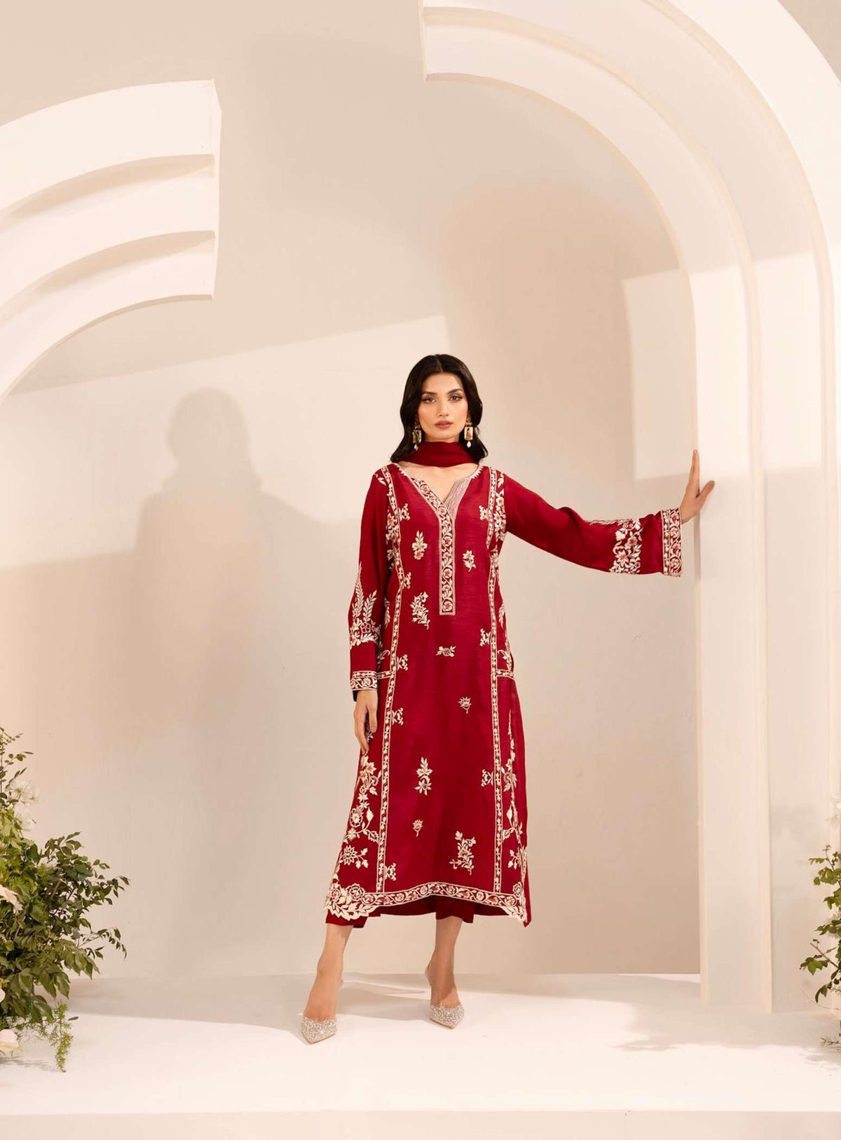 Red RoYal 3 Pc EMB